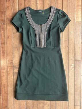 Theme Women’s Forest Green Short Sleeve Dress with Gray Zip Size Small